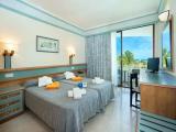 Double room with sea or pool view