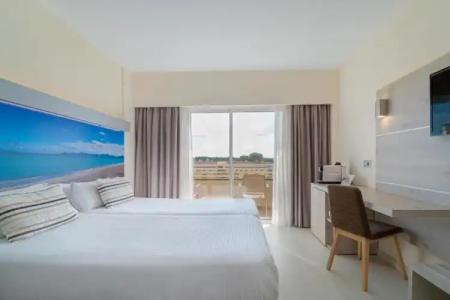 & Spa Ferrer Janeiro - 43