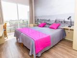 Standard room with partial sea view