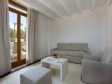 Deluxe Suite with garden view
