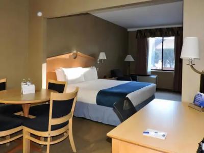 Marco LaGuardia & Suites - 5