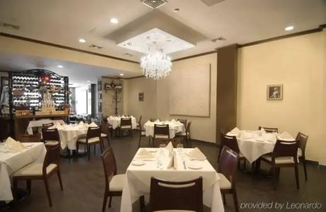 Marco LaGuardia & Suites - 22