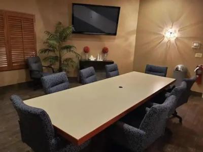 Marco LaGuardia & Suites - 12