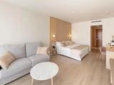 Premium Triple room with balcony