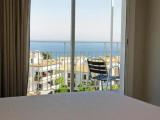 Standard Triple room with sea view