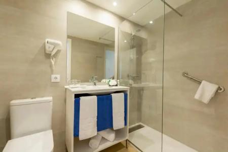 HSM Regana - Adults only - 8