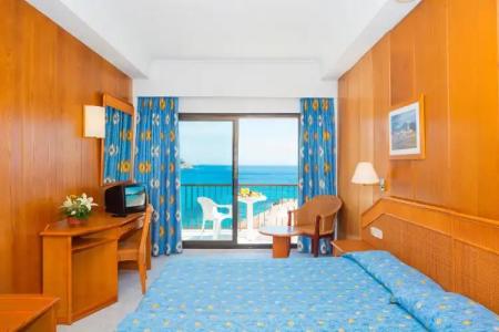 HSM Regana - Adults only - 2