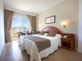 Standard room with partial sea view