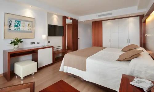 Hipotels Cala Millor Park - 79