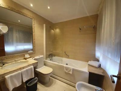 Abadía Burgos Camino Santiago - 8