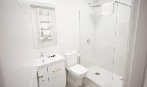 Happy Hostal Carrales - 8