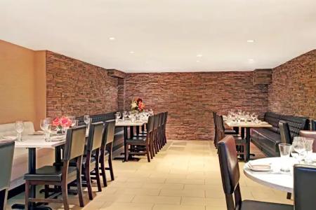 Wyndham Garden Chinatown - 18