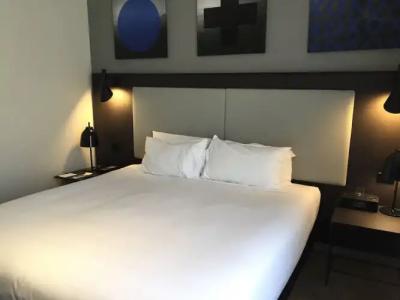 Novotel Sydney International Airport - 3