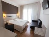 Standard Triple room with balcony