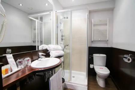 Petit Palace Arana Bilbao - 28