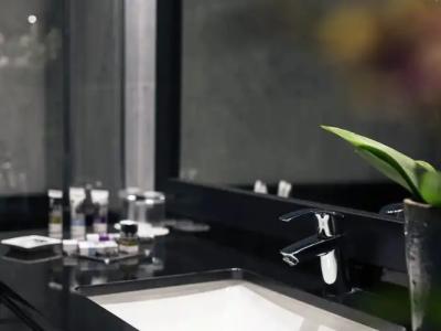 Mercure Jardines de Albia - 8