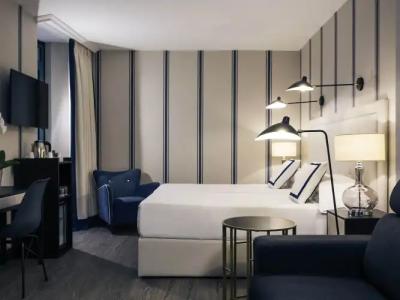 Mercure Jardines de Albia - 3