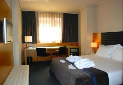 Silken Indautxu - 14