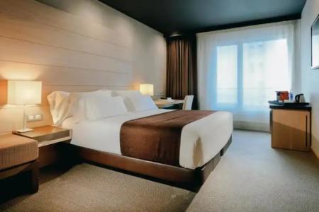 Hesperia Bilbao - 32