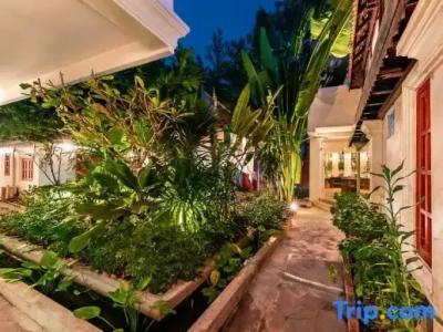 RESIDENCE WAT DAMNAk - 27