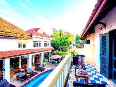 RESIDENCE WAT DAMNAk - 12