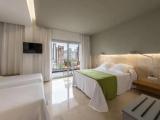 Standard room with city view