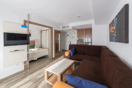 Sandos Benidorm Suites - 70