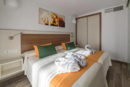 Sandos Benidorm Suites - 57
