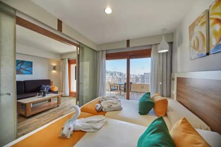 Sandos Benidorm Suites - 43