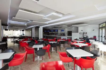 Flamingo Beach Resort - Adults Recommended - 15