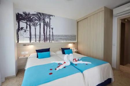 Flamingo Beach Resort - Adults Recommended - 3