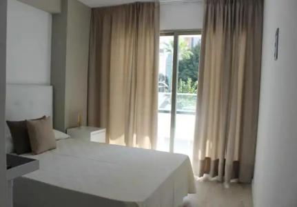 Flamingo Beach Resort - Adults Recommended - 51