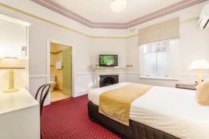 McLaren Hotel, Sydney