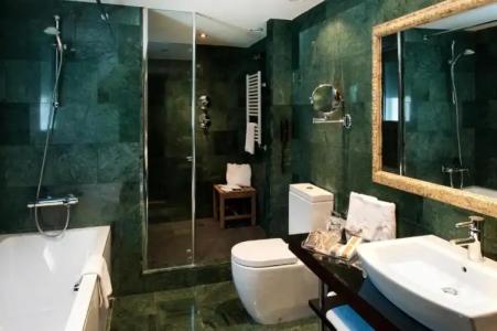 Catalonia Rigoletto - 52