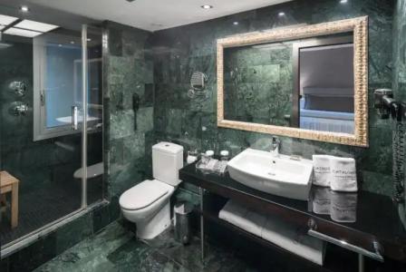 Catalonia Rigoletto - 35