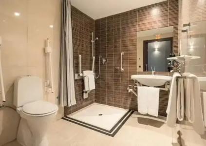 Ilunion Almirante - 115