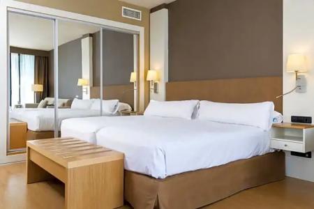 Guitart Grand Passage - 64