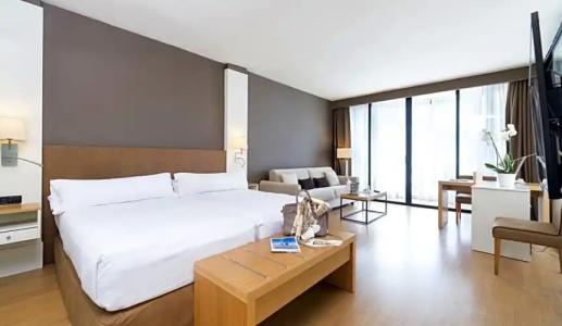 Guitart Grand Passage - 66