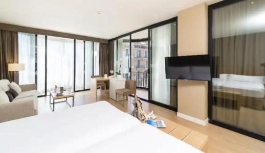 Guitart Grand Passage - 103