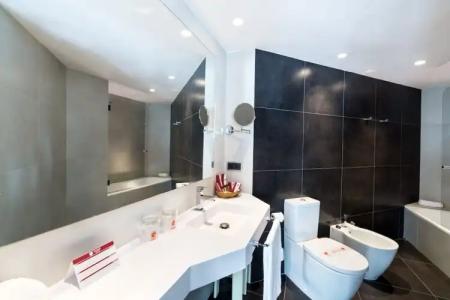 Guitart Grand Passage - 101