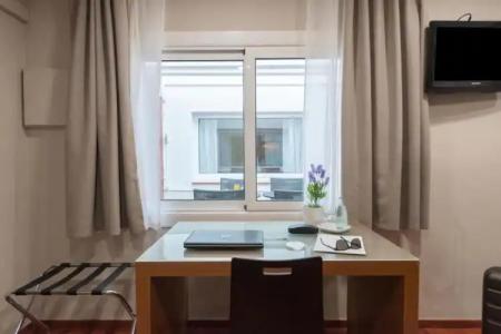 ApartSenator Barcelona - 38