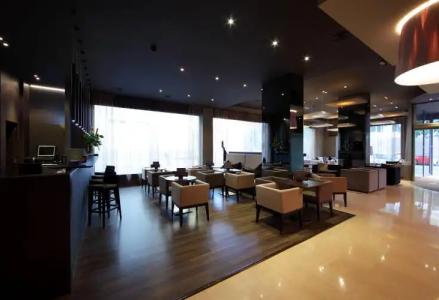 Attica 21 Barcelona Mar - 18