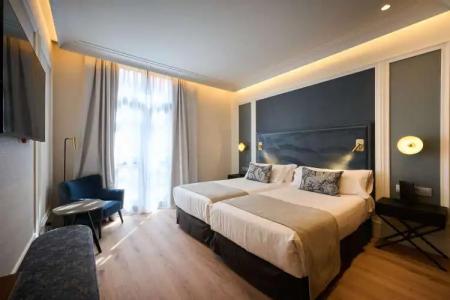 Catalonia Plaza Catalunya - 6