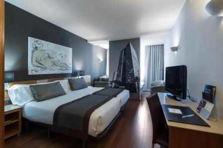 Catalonia Plaza Catalunya - 39