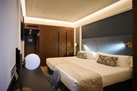 Catalonia Plaza Catalunya - 81