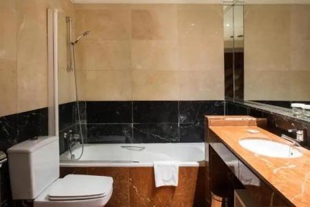 Catalonia Diagonal Centro - 42