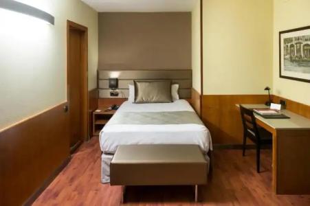 Catalonia Diagonal Centro - 40