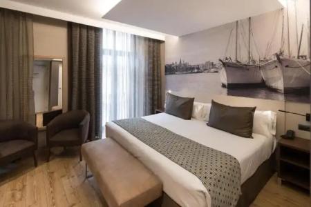 Catalonia Born - 104