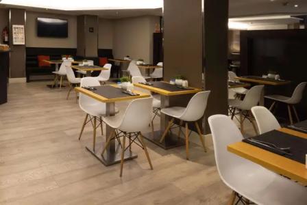 Catalonia Albeniz - 32