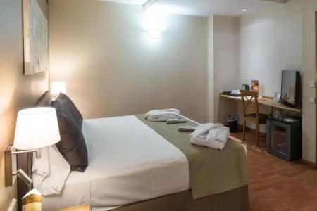 Catalonia Albeniz - 44